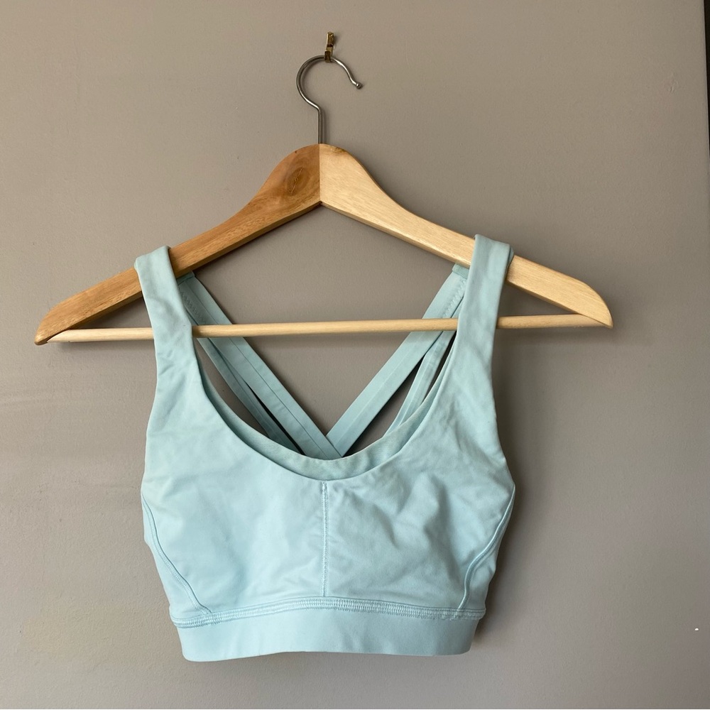 NWOT Lululemon Sports Bra (4)